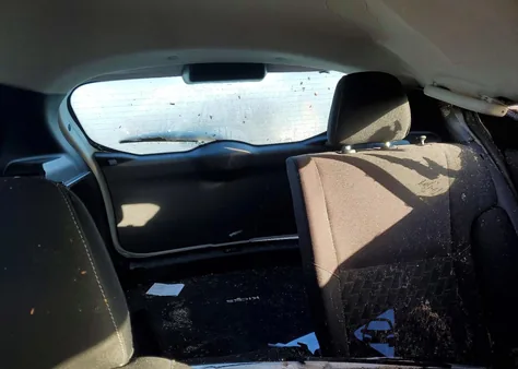 2021 Nissan Kicks Sv из США, поврежденный, VIN 3N1CP5CV4ML470010